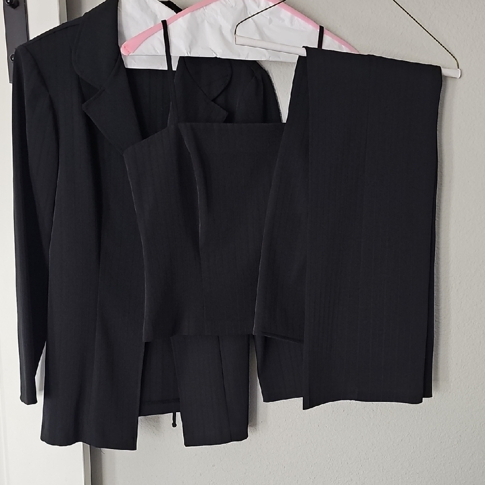 Elegant Black 3 Piece Suit Set